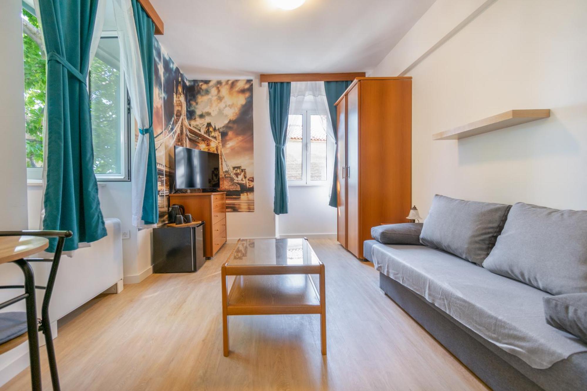 Bed & Breakfast Palac -Free Parking- Baška Voda Dış mekan fotoğraf