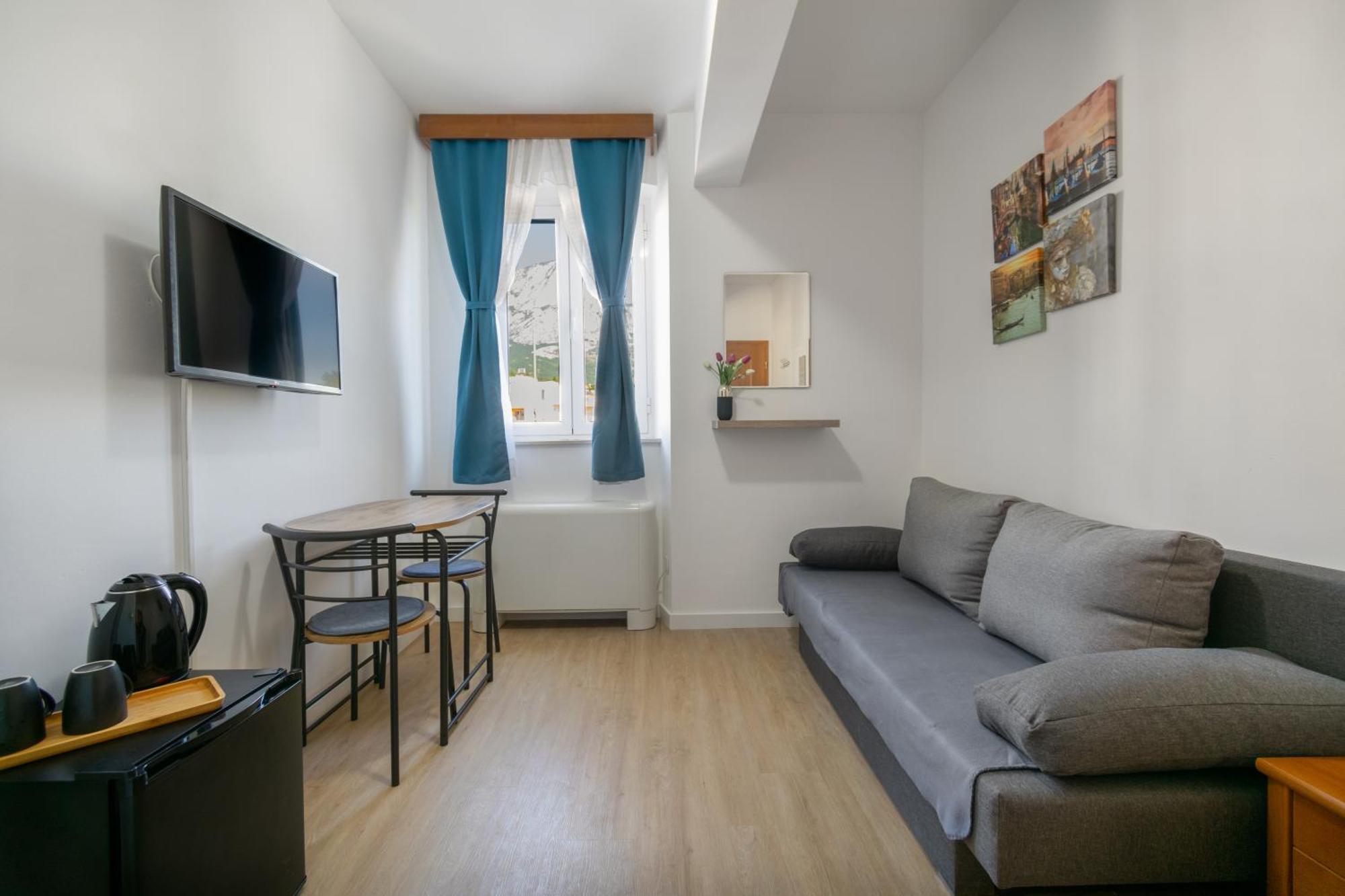 Bed & Breakfast Palac -Free Parking- Baška Voda Dış mekan fotoğraf