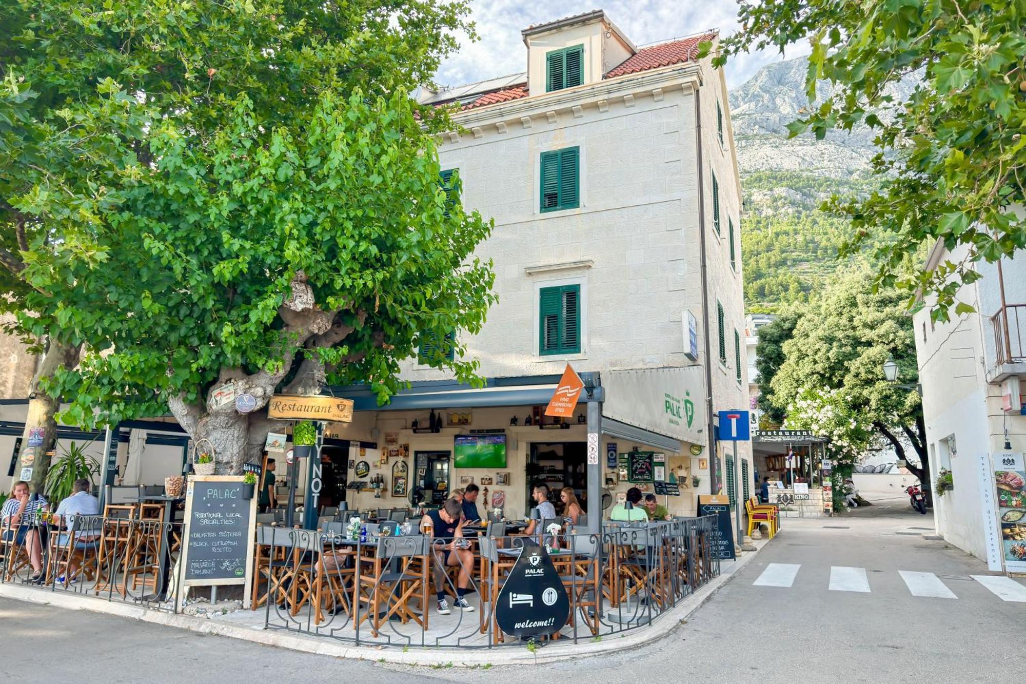 Bed & Breakfast Palac -Free Parking- Baška Voda Dış mekan fotoğraf